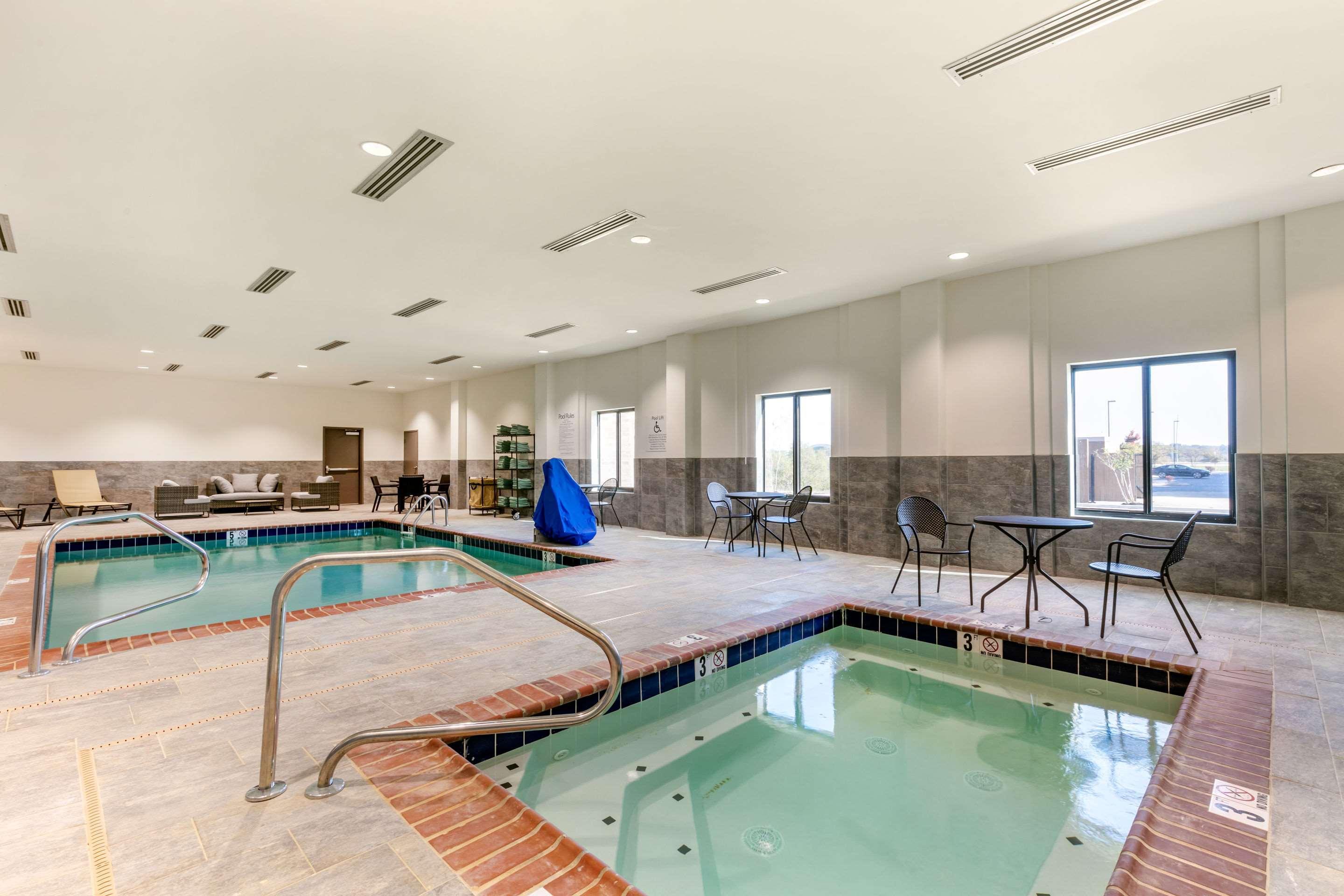 Comfort Suites North Tupelo Ngoại thất bức ảnh