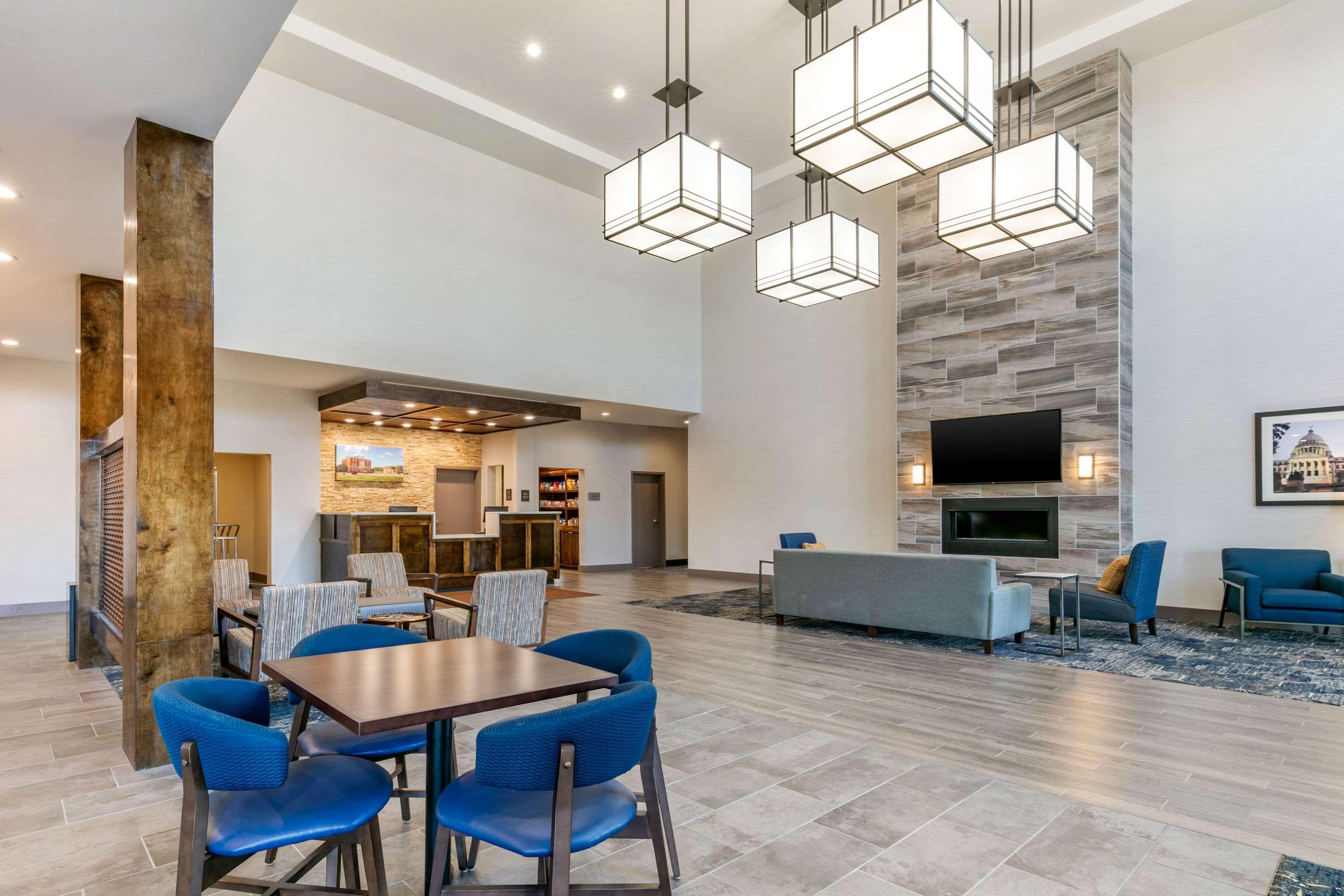 Comfort Suites North Tupelo Ngoại thất bức ảnh