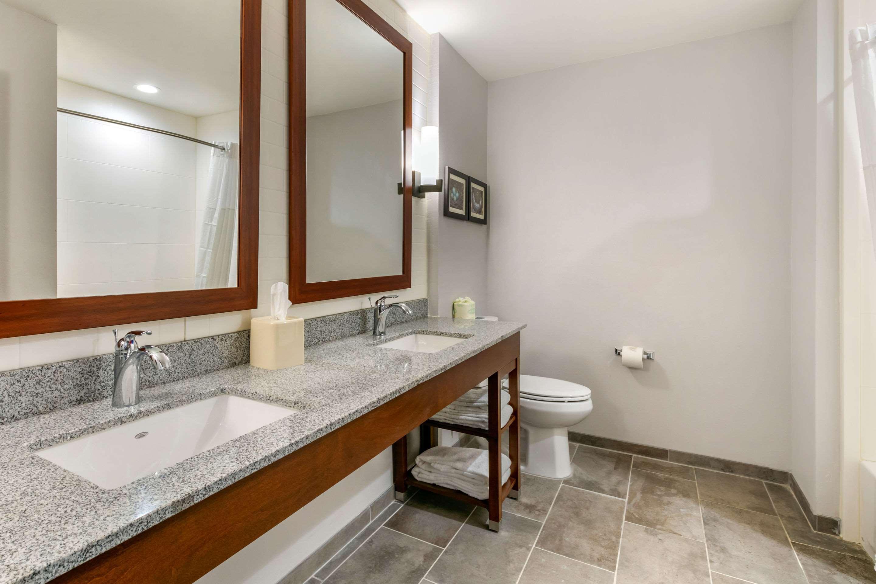 Comfort Suites North Tupelo Ngoại thất bức ảnh